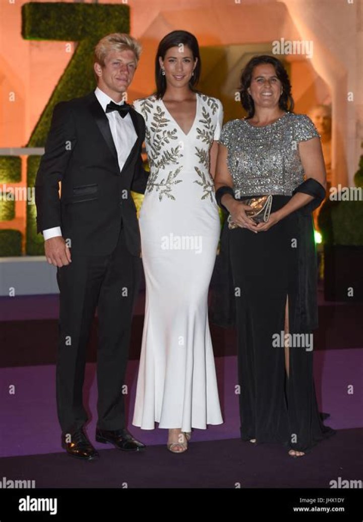 Alejandro Davidovich Fokina Origine And Parents: Meet His Father Eduard And MotherTatiana
