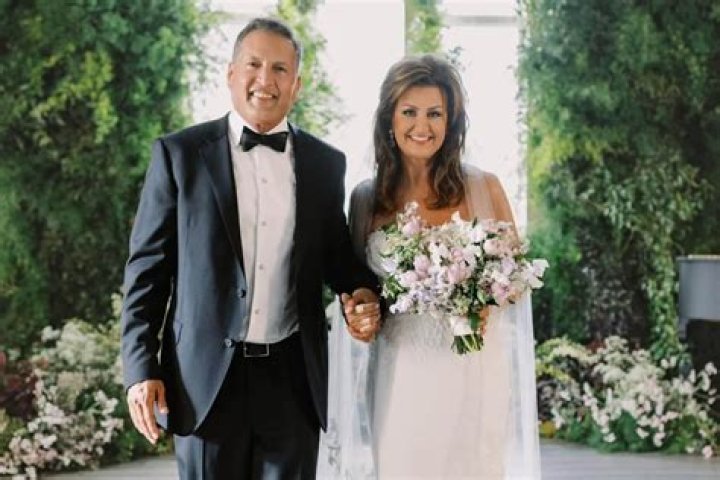 Brenda Ladun’s Husband Doug Bell Is A Sportscaster