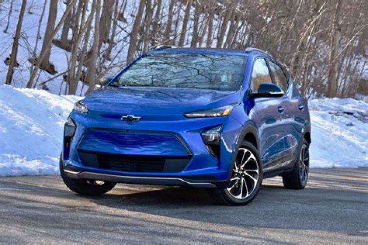Chevrolet Bolt EV vs EUV: Is bigger better?
