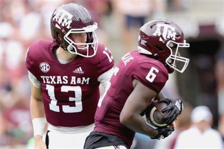 Devon Achane Parents, Texas A&amp;M Running Back Family Life In A Nutshell