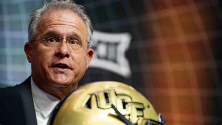 Gus Malzahn Net Worth – Received A 5-Year, $11.5 Million Contract 