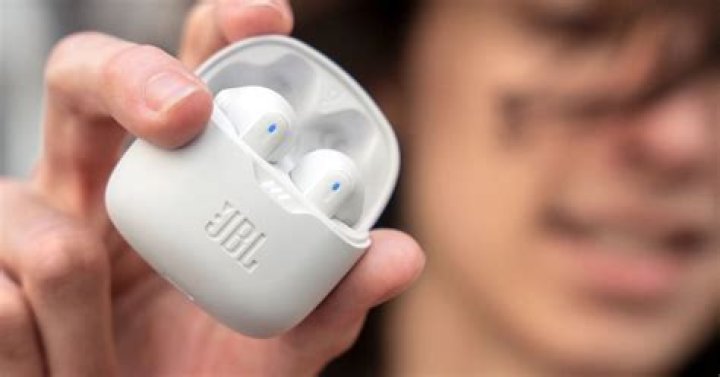 JBL updates its Tune, Vibe, and Endurance Peak earbuds