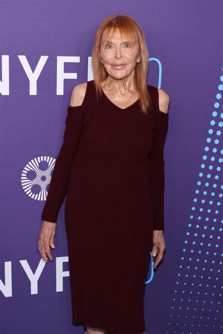 Karen Kline Bio, Wiki, Age, Height, Net Worth, Wife, Family and Career