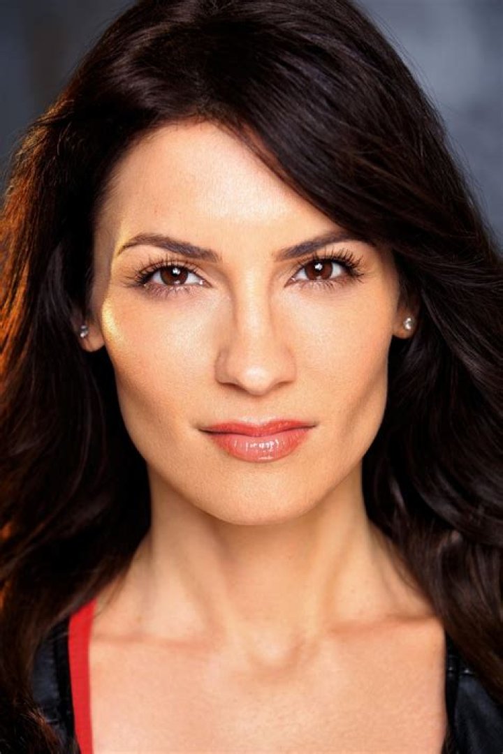 Leann Van Mol , Age, Wiki Biography oyfriend Net Worth &amp; Instagram