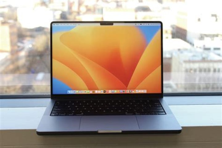 MacBook Pro M2 vs. MacBook Pro M1: Max, Pro, and more