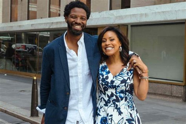 MC Lyte Sparks Gay Rumors After Divorce With Husband, Who Is Her New Boyfriend?