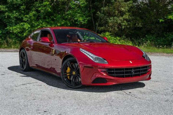 Novitec Rosso Ferrari FF: Aftermarket Tuner Puts the Sport in Sportscar