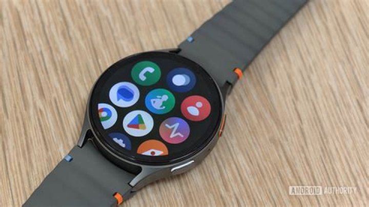 Sony's Weird Wena Isn't a Smartwatch, it's a Smart Watch Strap
