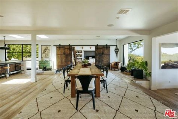 Stunning Malibu Mansion: A Peek Inside Shannen Doherty's Coastal Retreat