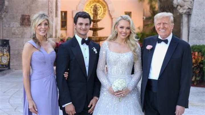 Unveiling The Mystery: The Image Of Barron Trump's Girlfriend