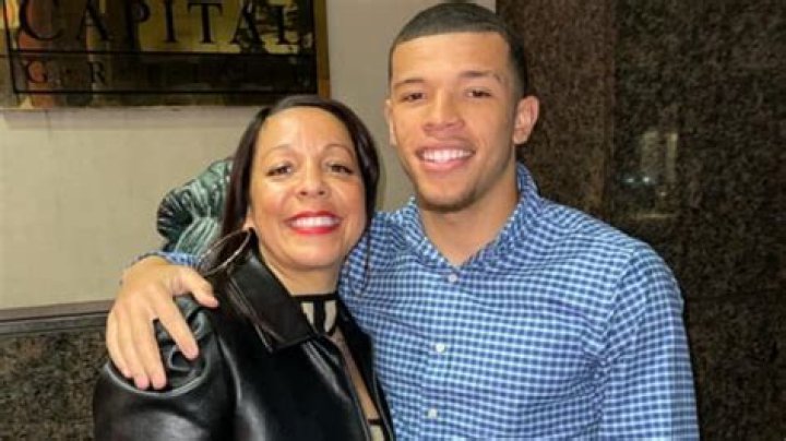 Who Are NFL Draft Skyy Moore Parents? Meet Timika Hastie And Roger Moore And Girlfriend
