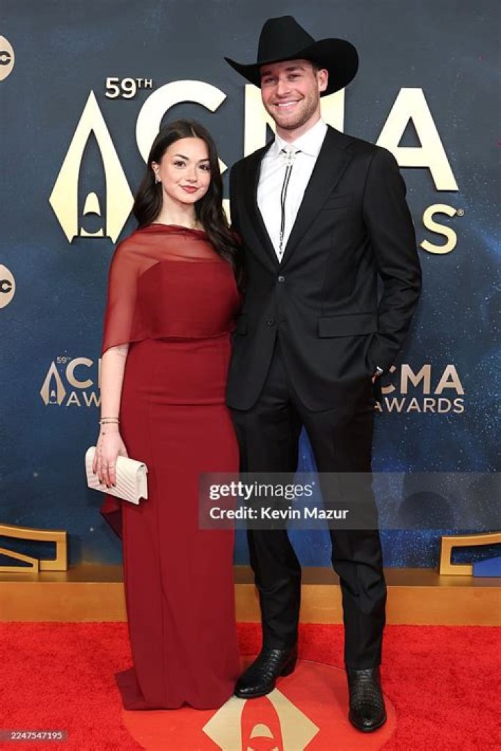 Who Is Joe Mele Girlfriend Angela Chalet? Instagram &amp; TikTok Revealed